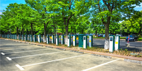 El Parlamento Europeo aprueba una norma para desplegar más puntos de recarga de vehículos eléctricos