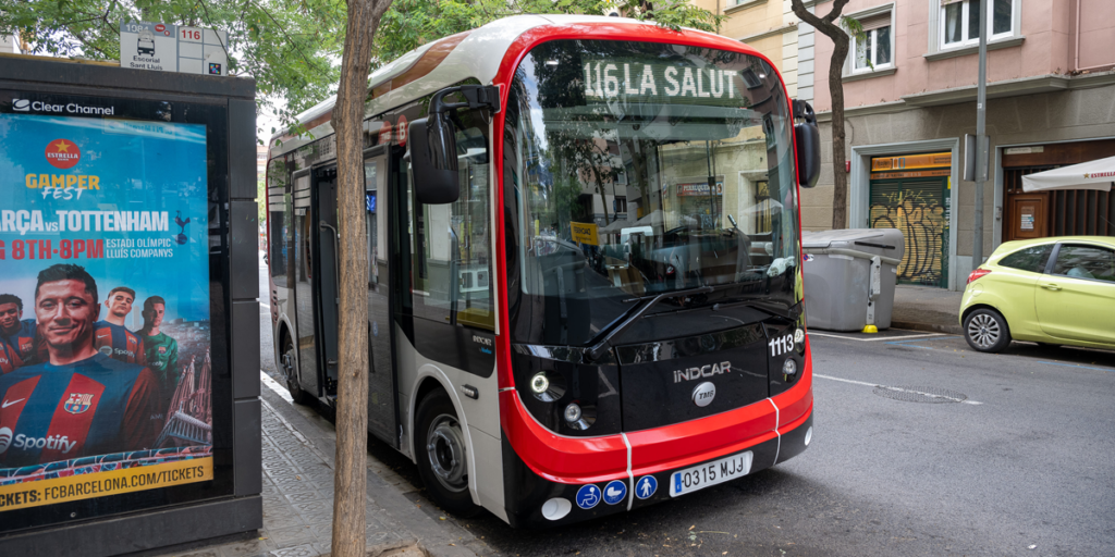 Barcelona acoge las pruebas del primer minibús 100% eléctrico de la ciudad