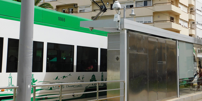 Los sensores de calidad del aire de Kunak instalados en el Trambahía miden la calidad del aire