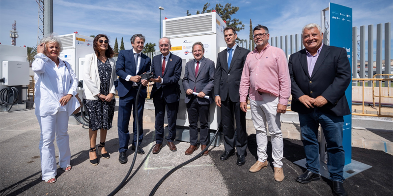 El Ayuntamiento de Málaga avanza en la instalación del nuevo centro de recarga de autobuses eléctricos