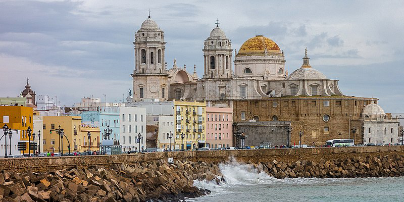 Cádiz incorpora tecnología MOVISAT al servicio de recogida de residuos y limpieza