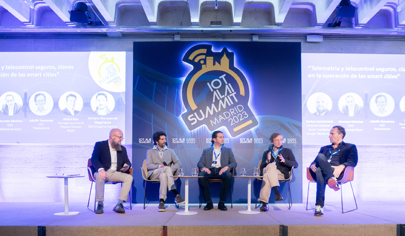 mesa redonda ‘IoT Alai Summit Madrid’ 