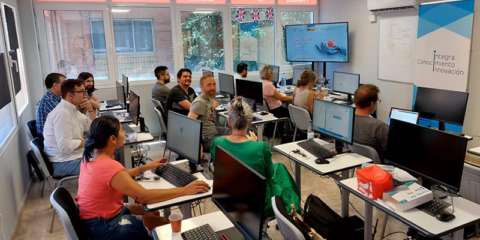 Nuevos cursos gratuitos sobre smart cities, IA, big data, IoT y realidad virtual en Andalucía