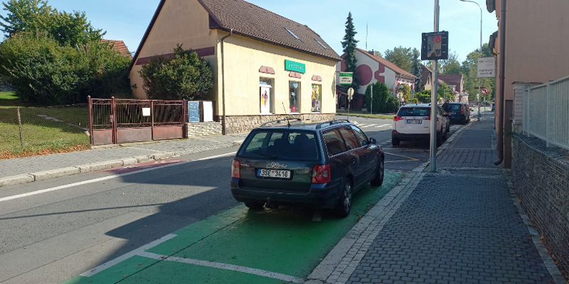 Urbiotica colabora en la instalación de señalización dinámica en plazas de parking por tiempo limitado de Ricany