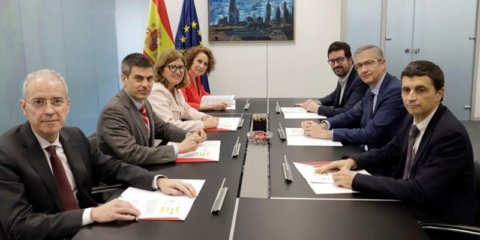 Acuerdo para facilitar el acceso a bases de datos para investigaciones de interés público