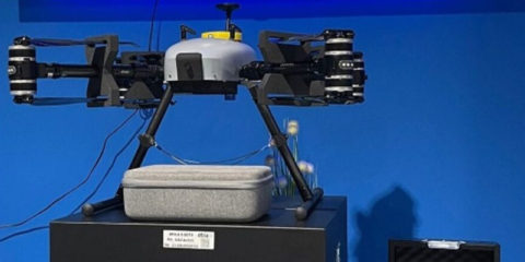 ETRAIR entrega un dron con una autonomía de vuelo de 24 horas al Ministerio de Defensa
