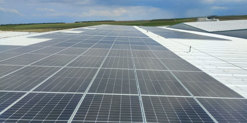Endesa X instala una planta solar para autoconsumo en una fábrica de Medina del Campo