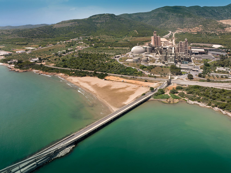 Planta de Cemex en Alcanar