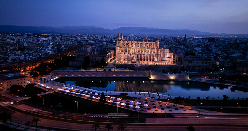 Iluminación arquitectónica de Signify en la Catedral de Palma de Mallorca