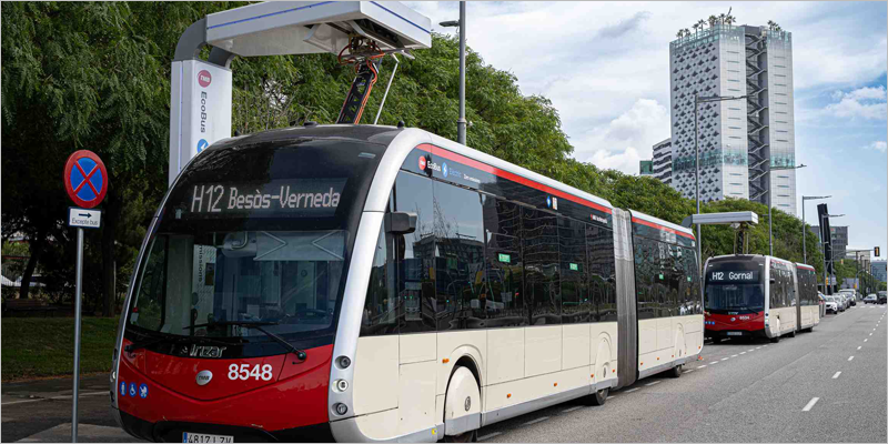 La UTE Endesa-Dominion instala cargadores para que la línea de autobús H12 de Barcelona sea 100% eléctrica a finales de año