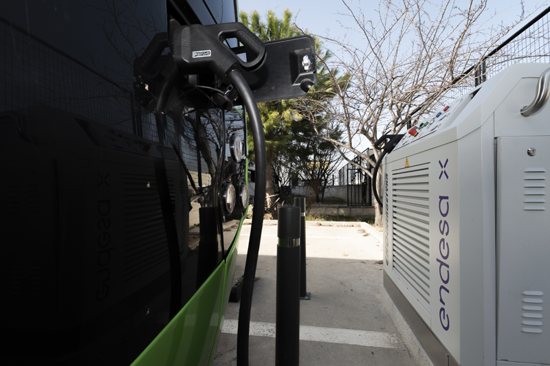 Endesa X instala cinco cargadores dobles para autobuses eléctricos en Huelva