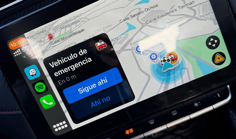 Andalucía prueba un sistema que alerta a los conductores de la presencia de una UVI móvil en ruta