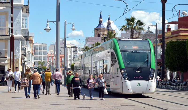 La Junta de Andalucía incorporará nuevas tecnologías al transporte público