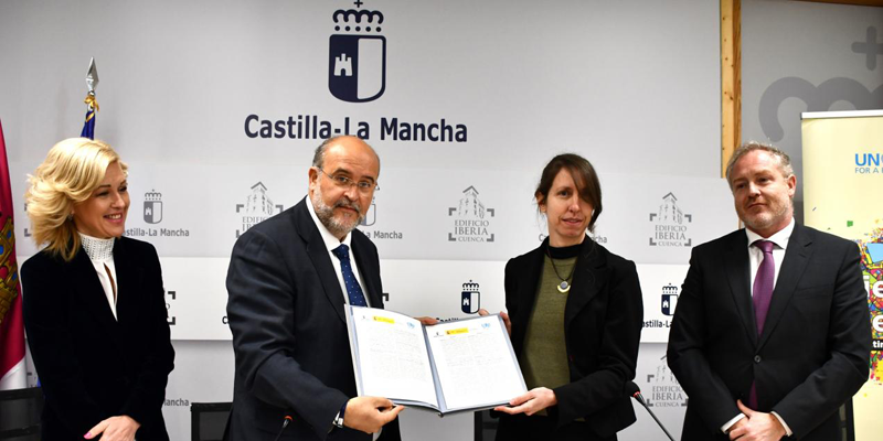 Convenio entre ONU-Habitat y Castilla-La Mancha para el desarrollo urbano sostenible de zonas despobladas