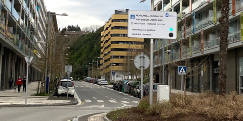 Un innovador sistema de Dinycon informa sobre la situación del ascensor de Morlans en Donostia
