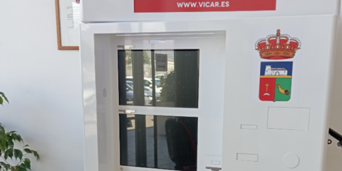 El kiosco autoservicio de Sepalo en Vícar acerca la administración electrónica a la ciudadanía