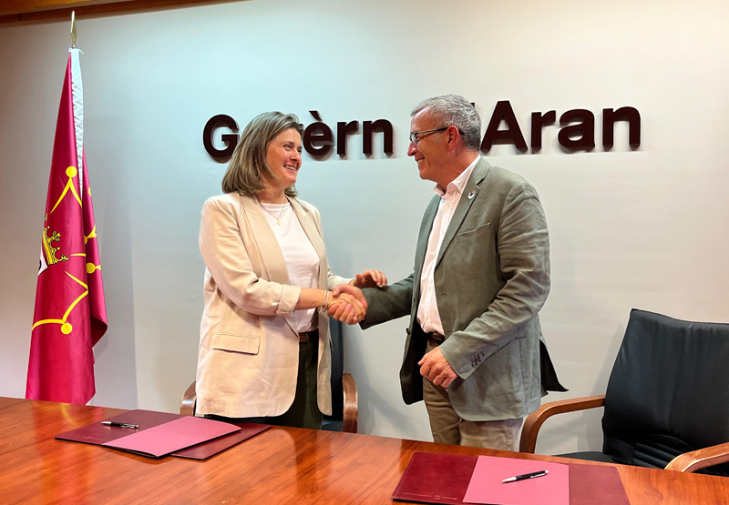 María Vergés, síndica de Arán, y Paco Boya, secretario general para el Reto Demográfico