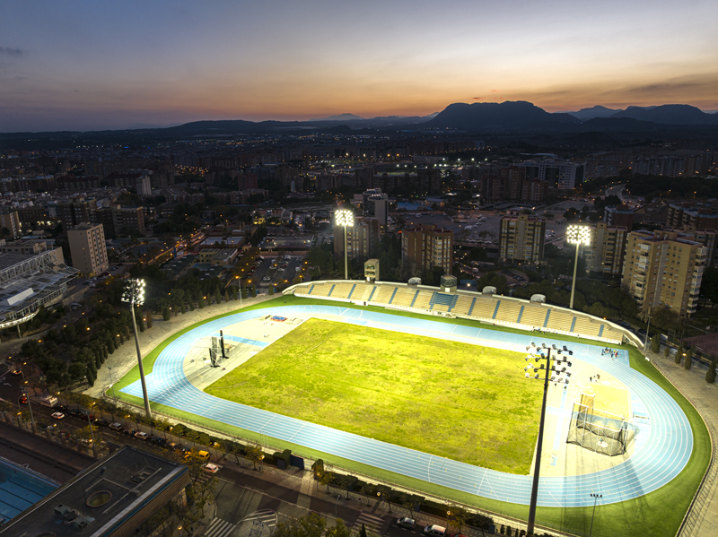 La iluminación inteligente mejora el rendimiento deportivo y la eficiencia energética