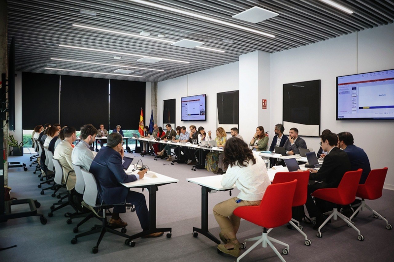 grupos de trabajo del Foro Nacional de Empresas Emergentes 