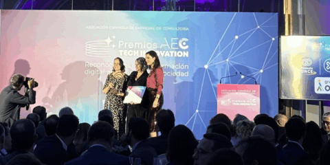 El programa formativo ‘Por Talento Digital’ es galardonado en los premios Tech Innovation