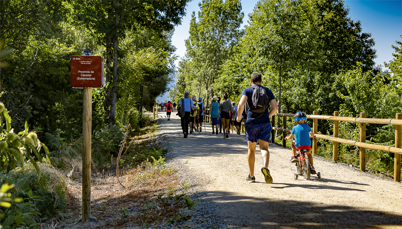 Extremadura impulsa la accesibilidad de personas con discapacidad con la digitalización de caminos naturales