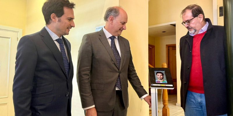 consejero de Digitalización, Miguel López-Valverde