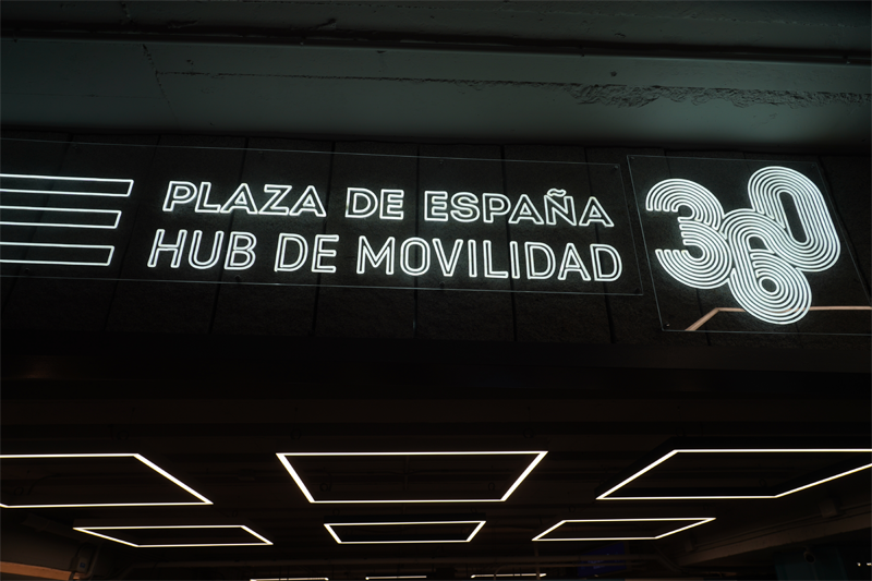 El nuevo hub de movilidad sostenible Plaza de España 360 cuenta con una estación de bicimad