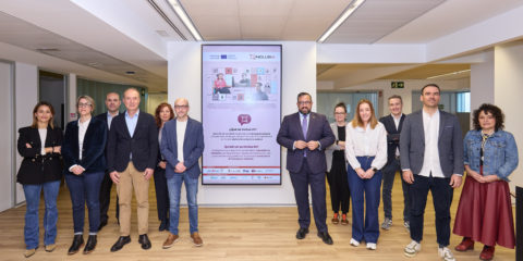 Navarra y Pirineos Atlánticos impulsan un proyecto para fomentar la inclusión digital