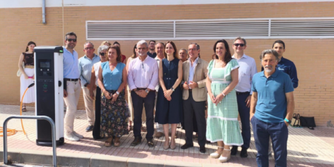 Entra en servicio el primer cargador del plan de recarga de vehículos eléctricos CITI en Málaga
