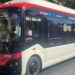 Barcelona estrena el primer bus de barrio 100% eléctrico y se añadirán cuatro minibuses más al servicio