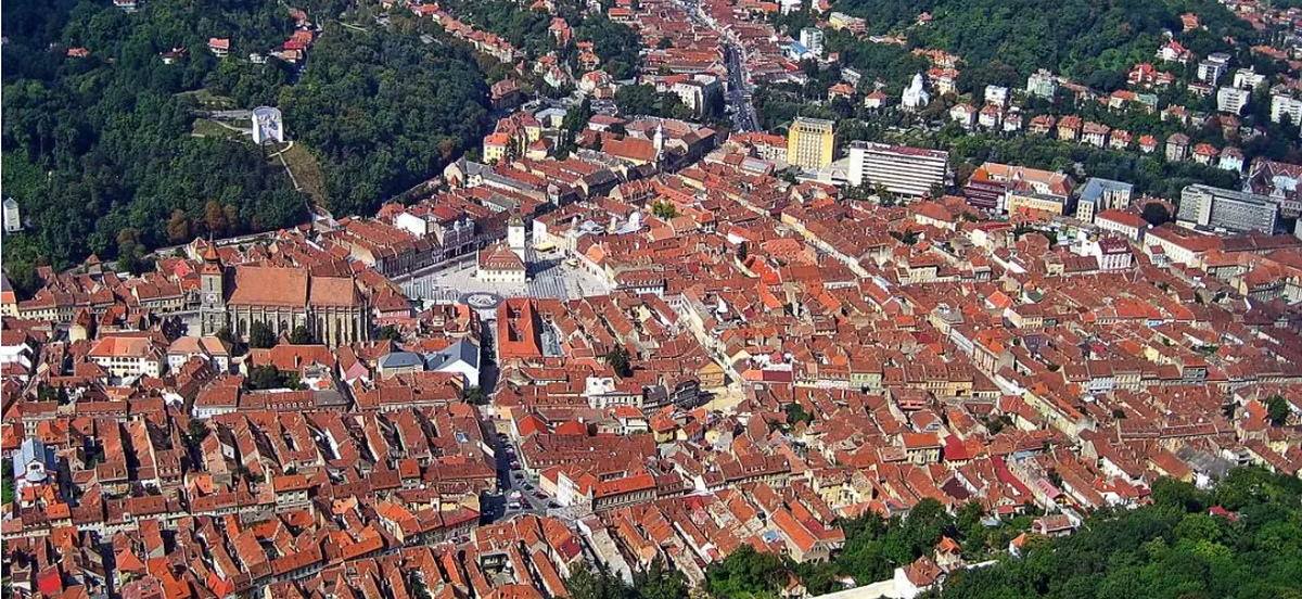 Aparcamiento inteligente en Brașov con 985 sensores