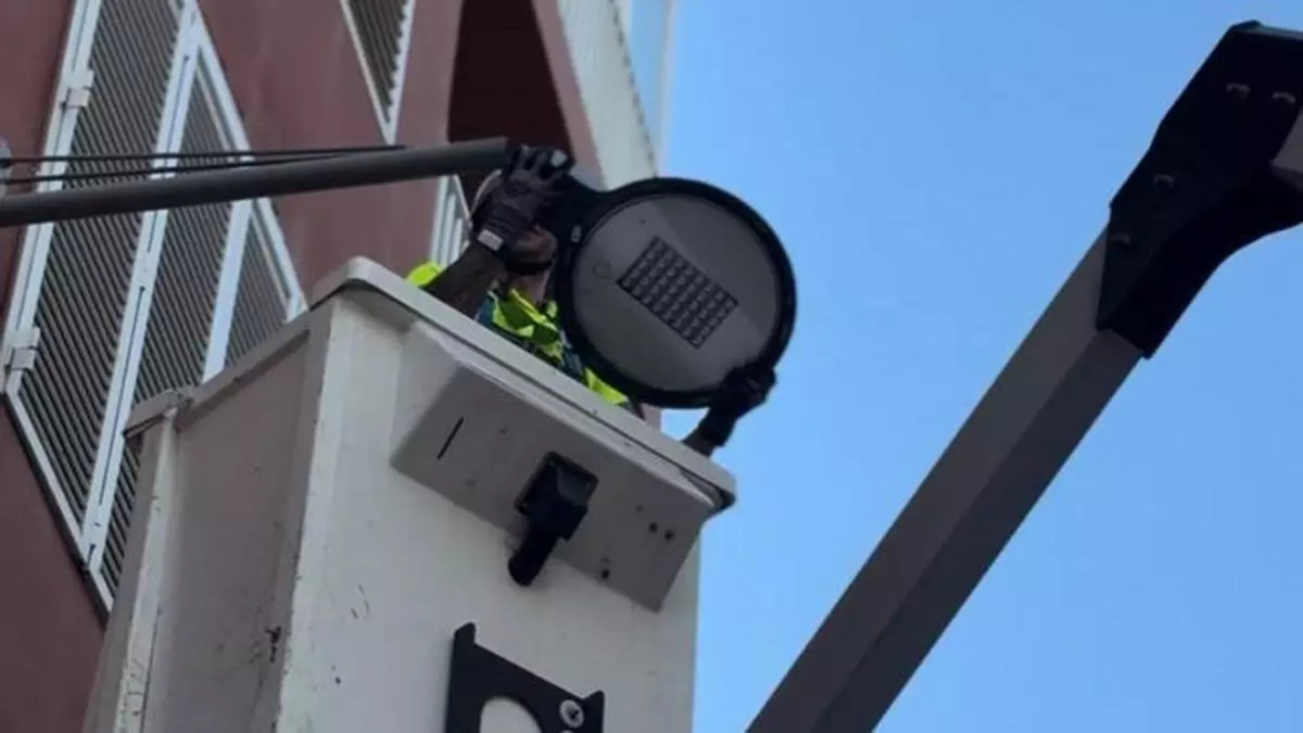 A licitación la renovación de 509 luminarias y diez puntos inteligentes de control del tráfico en Ibiza