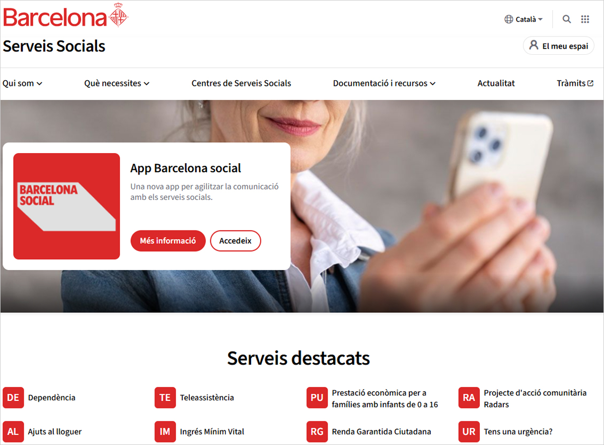 Vista del portal renovado de Servicios Sociales de Barcelona, diseñado para consultar recursos y prestaciones municipales.